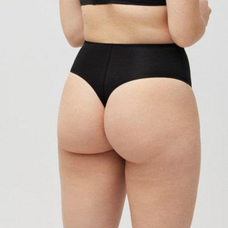 Braga Tanga, Tom, Marie Jo.