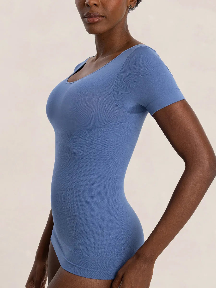 Camiseta Moldeadora Glow Essentials™ | Manga Corta Invisible